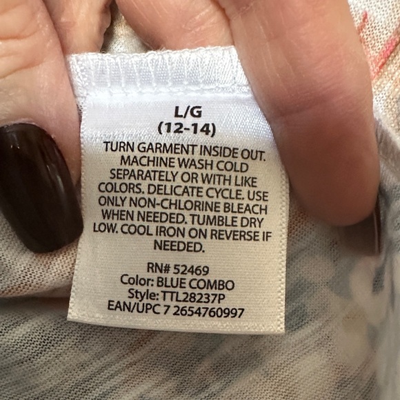 Women's Multicolor Patterned Top - Picture 4 of 5